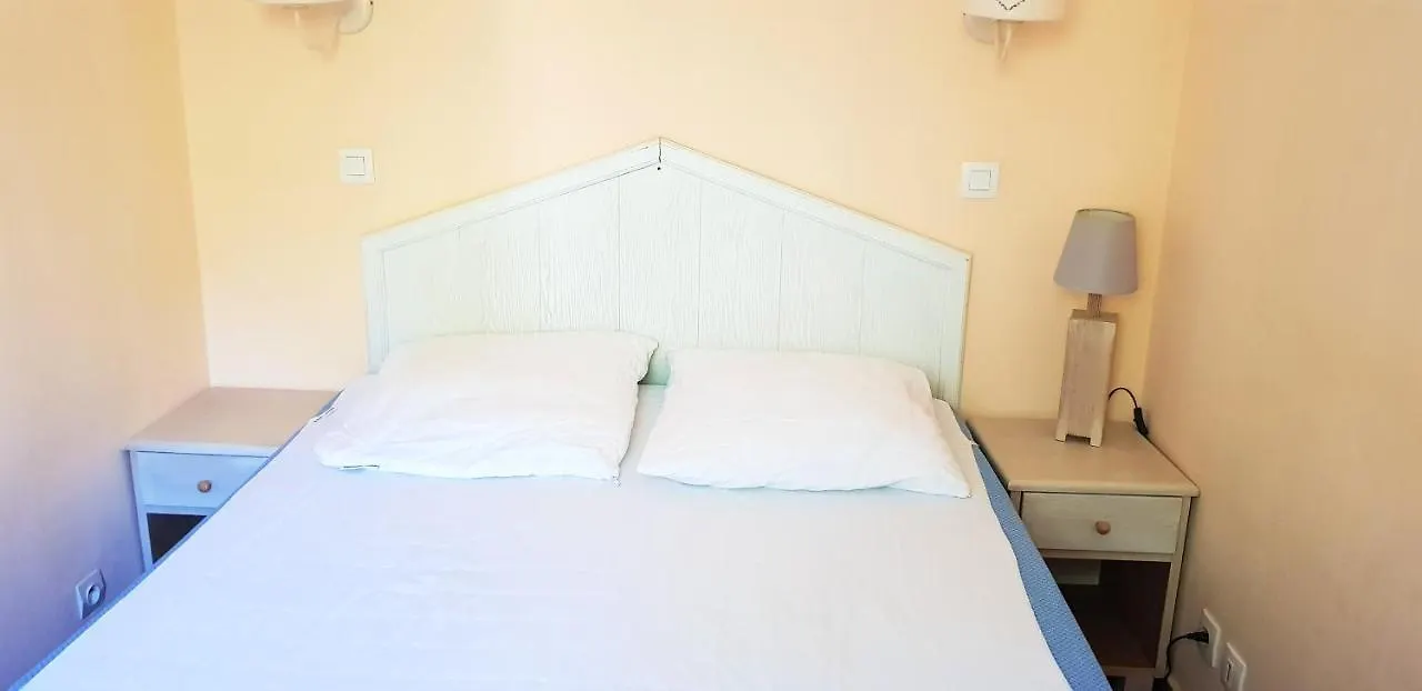 아파트 Appartement Moderne A Saint-Raphael Avec Piscine Partagee